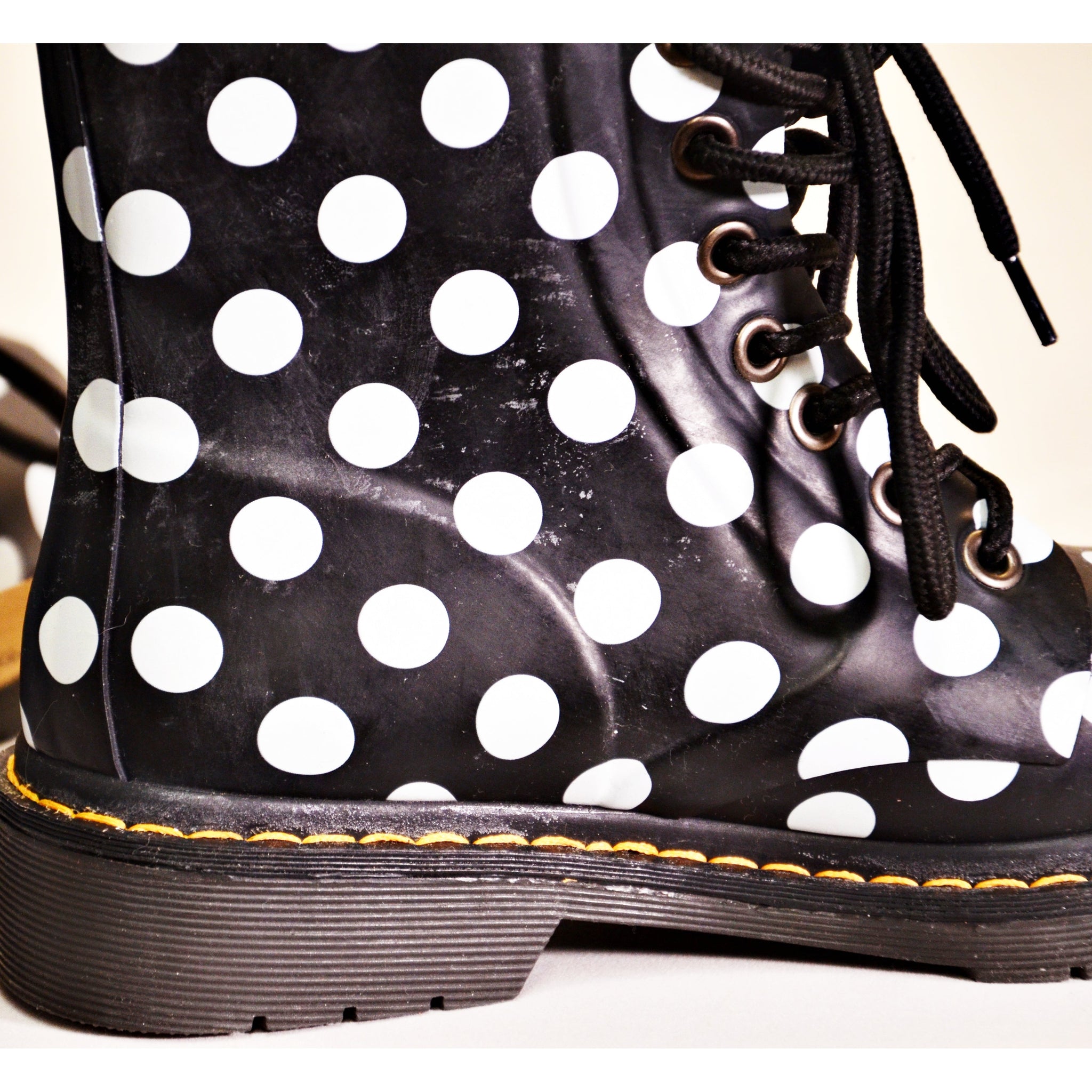 Dr. Martens Drench Rubber Boot Black and White Polka Dots 5M 6L