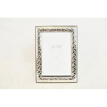 Load image into Gallery viewer, Lunt 1902 Sterling Silver Devon Frame 4&quot; x 6&quot;
