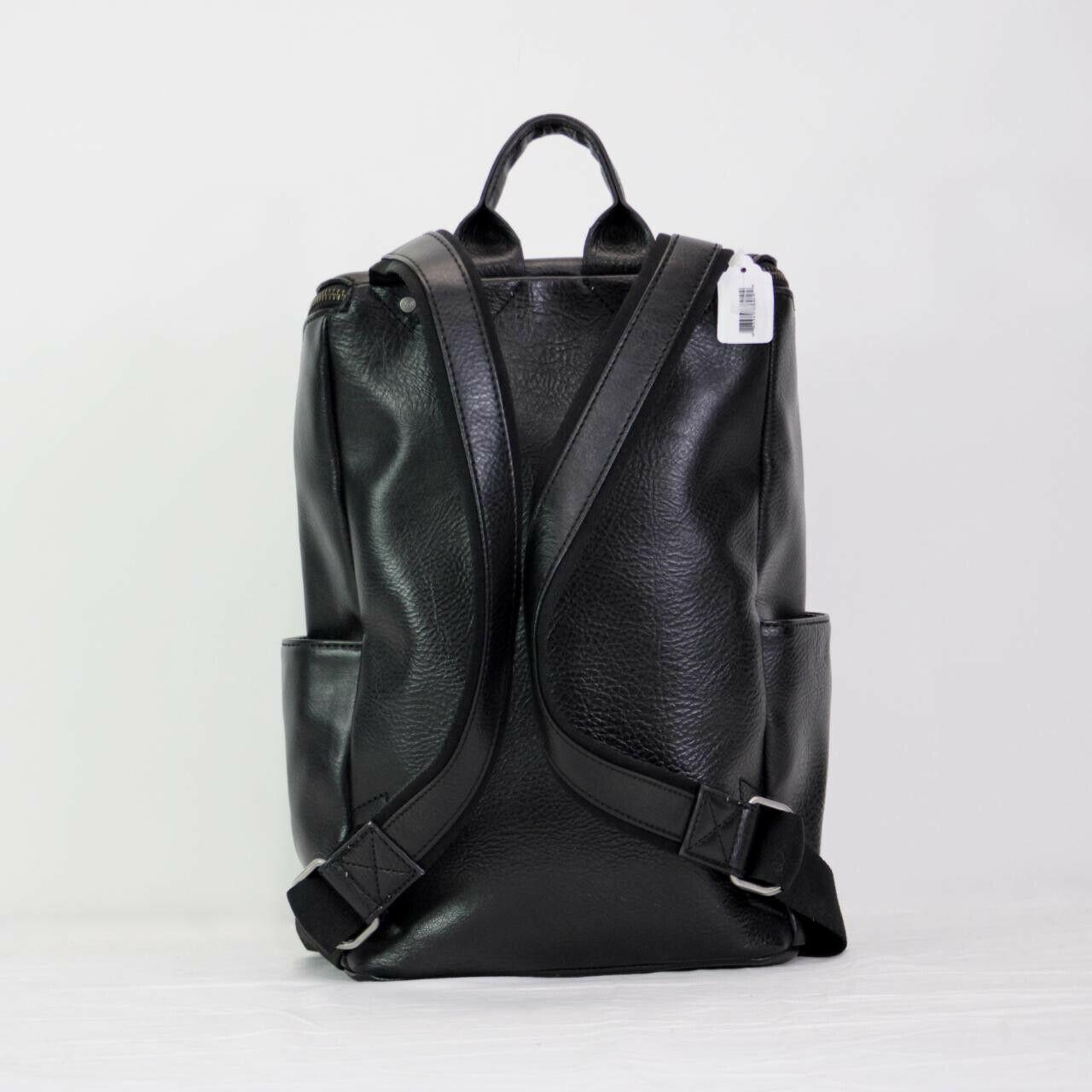 Dwell brave backpack online