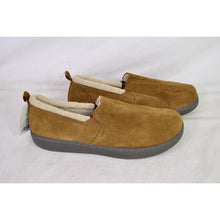 Load image into Gallery viewer, Mossimo Slippers Suede Fleece Walnut/Carson 12
