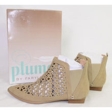 Load image into Gallery viewer, Plume Faryl Sorella-Style Chop Out Ankle Boot Sand 9.5

