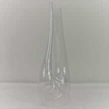 Load image into Gallery viewer, Swan Wine Decanter
