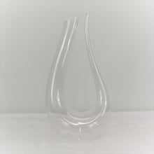 Load image into Gallery viewer, Swan Wine Decanter
