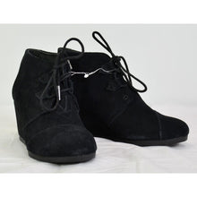Load image into Gallery viewer, TOMS Kala Suede Ankle Wedge Bootie 6 Black
