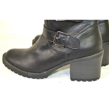 Load image into Gallery viewer, Thinsulate Black - Casual Dress Boot with Buckles - Size 9 Black
