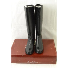 Load image into Gallery viewer, Tradition Carol knee high Boots Size-8M - Black
