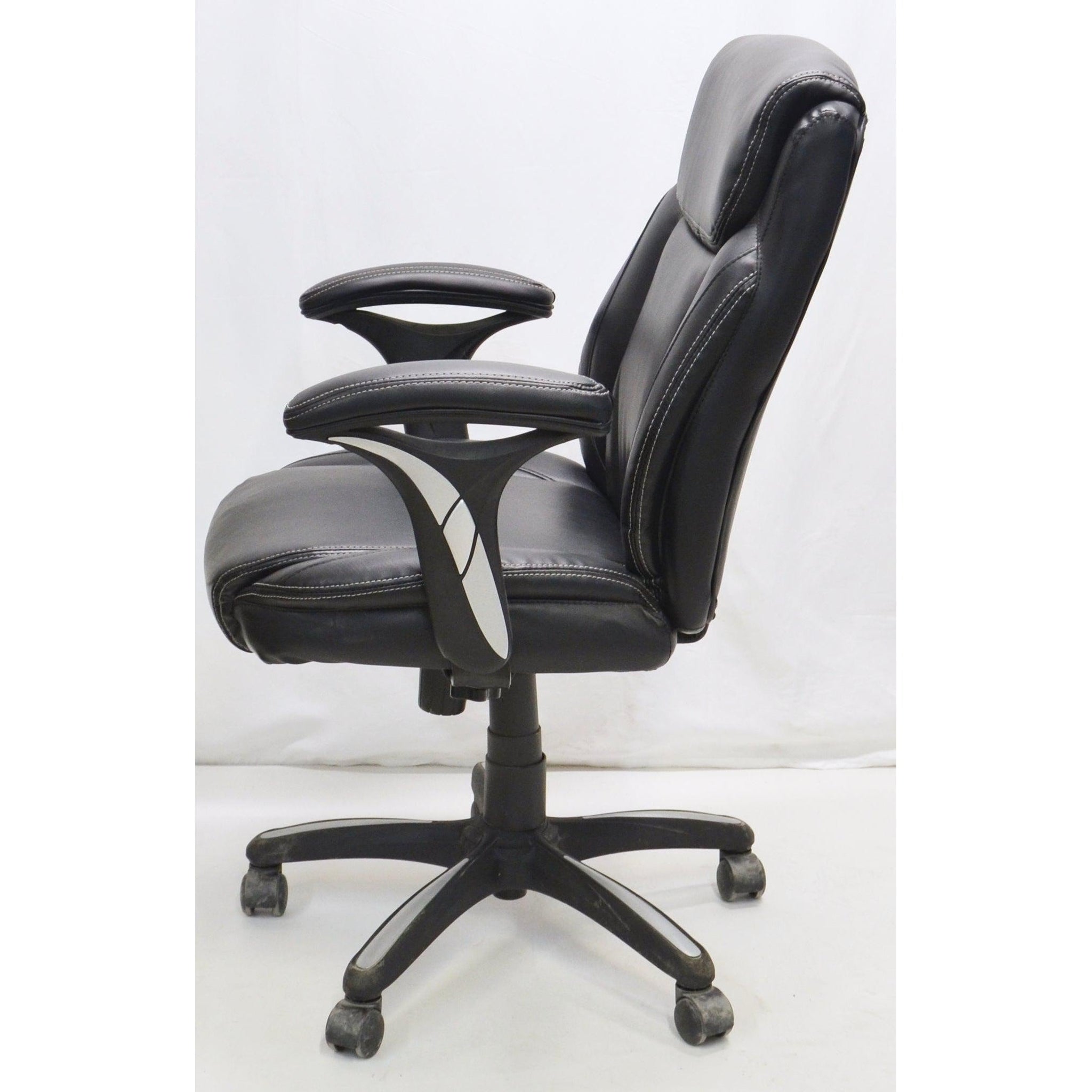 True innovations bonded online leather managers chair