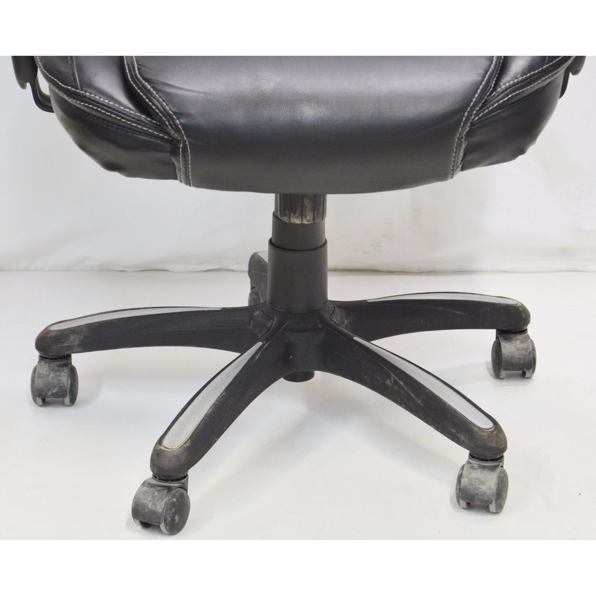 True innovations bonded clearance leather managers chair