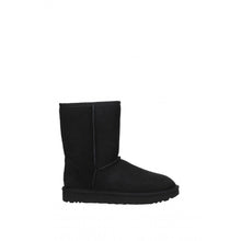 Load image into Gallery viewer, UGG Classic Short II Boot Black 8
