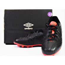Load image into Gallery viewer, Umbro Unisex Kid&#39;s Soccer Cleat Black, White, Red 3-Liquidation Store
